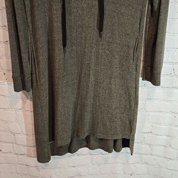 Potter's Pot olive green hooded tunic size S - Picture 3 of 7